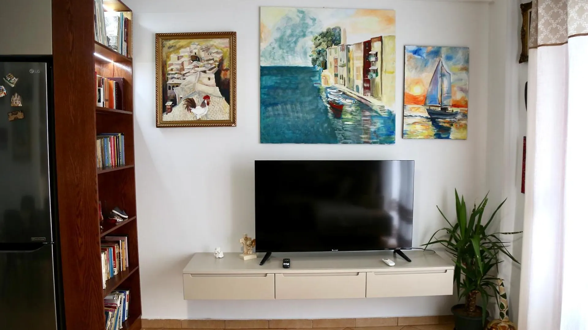 Daire Stay At An Artist'S Place! Tiran